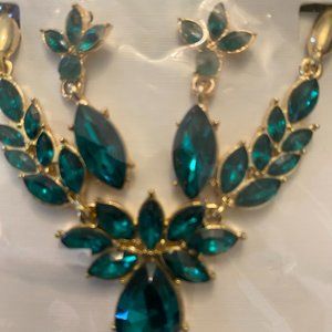 NECKLACE AND EAR RING SET